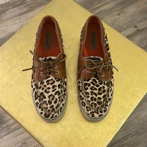 🐆 Sperry Leopard Fur Top Slider’s 🐆